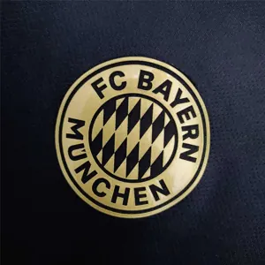 21-22 Bayern Munich away 2