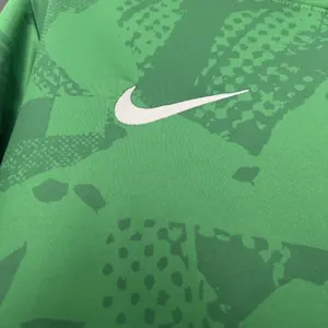 25-26 Sporting Lisbon Training Kit Football Uniform AAAAJersey Supply Yupoo 1