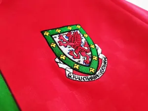 96-98 Wales home 3