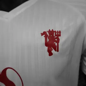 24-25 Manchester United White OG Edition Player Version Shirt AAAAJersey Supplier Yupoo 3