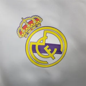 Real Madrid Windbreaker - 9 3