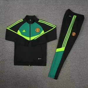 24-25 Manchester United Jackets Football Shirts 1