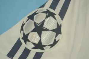 01-02 Real Madrid home 6