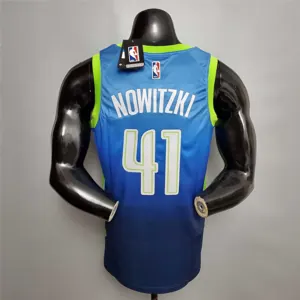 Nowitzki #41 Dallas Mavericks blue idol 5