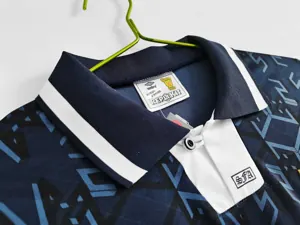 92-93 Scotland home 6