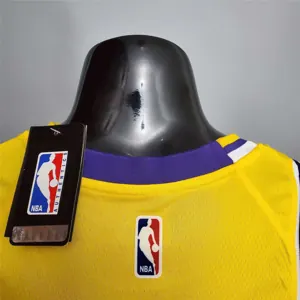 KUZMA #0 Lakers Round neck yellow 3