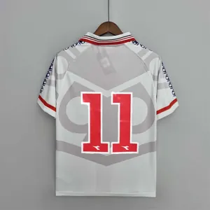 1996 University of Chile away 4