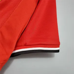 00-02 Manchester United home 8