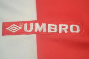 98-99 Ajax home redwhite 8