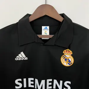 02-03 Real Madrid away 5